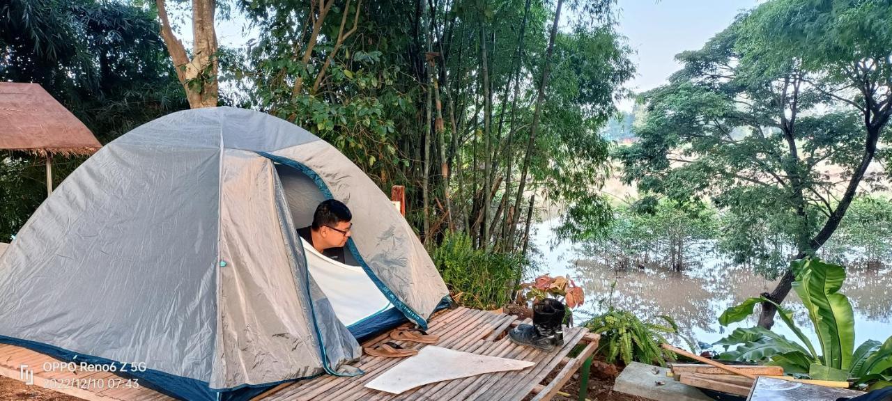 เฮือนน้ำน่าน House By The River Nan Uttaradit Bagian luar foto
