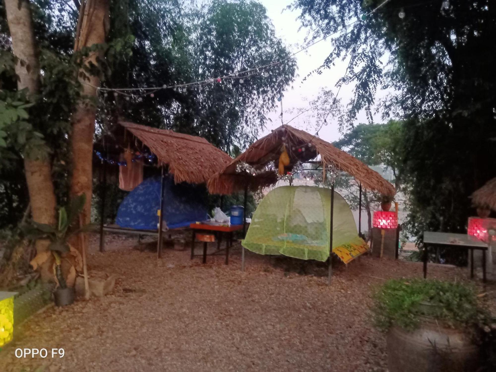 เฮือนน้ำน่าน House By The River Nan Uttaradit Bagian luar foto